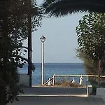 Aparthotel Polemis