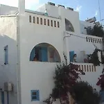 Aparthotel Polemis