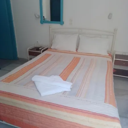 Ξενοδοχείο με διαμερίσματα Polemis