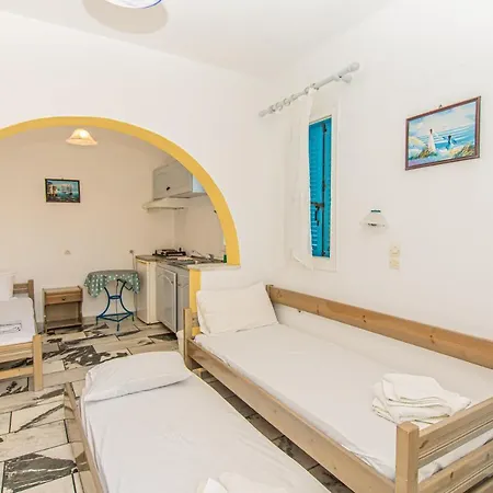 Polemis Lägenhetshotell Agia Anna (Naxos)