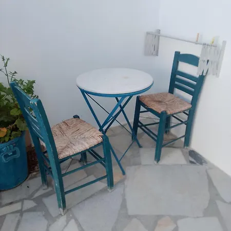 Polemis Lägenhetshotell Agia Anna (Naxos)