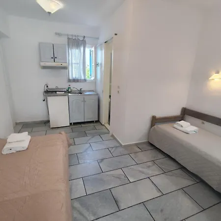 公寓式酒店 Polemis Agia Anna (Naxos)