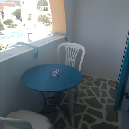Polemis Apartahotel 2*
