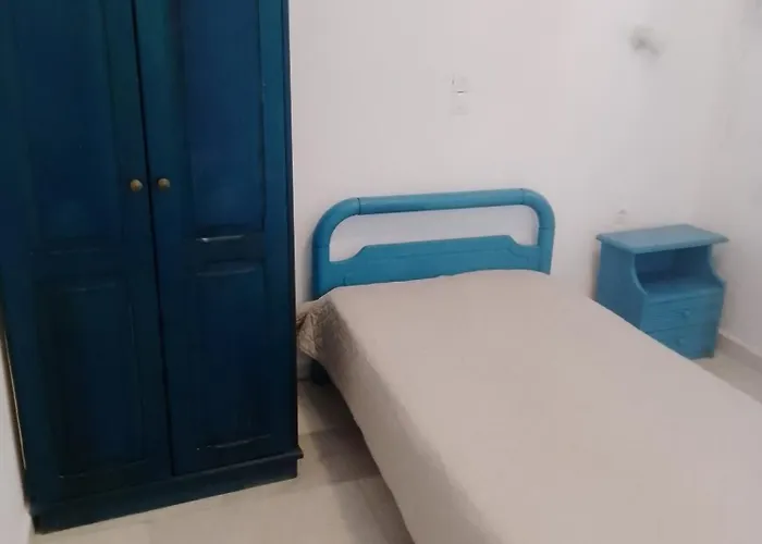 Polemis Aparthotel 2*