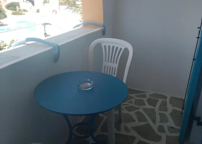 Polemis Aparthotel 2*